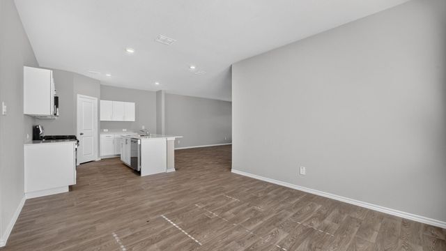 130 DAVIS Lane, Newark, TX 76071
