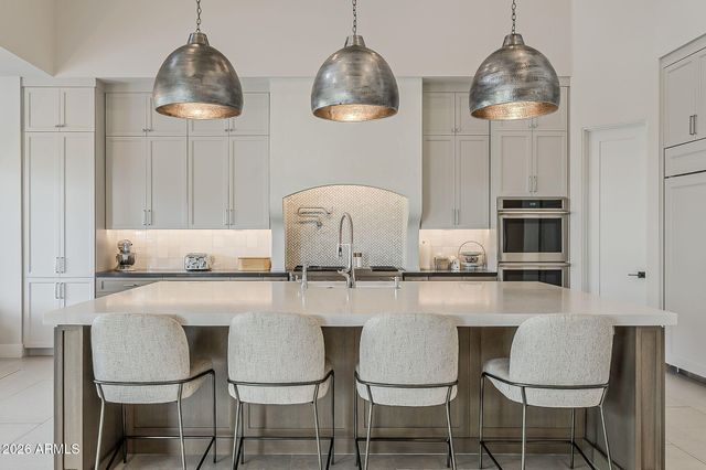 12016 N SUNSET VISTA Drive, Fountain Hills, AZ 85268