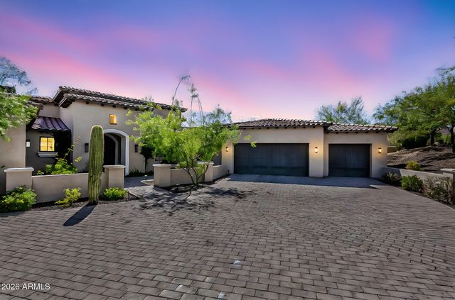 12016 N SUNSET VISTA Drive, Fountain Hills, AZ 85268