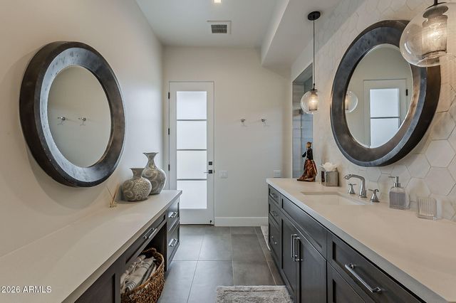 12016 N SUNSET VISTA Drive, Fountain Hills, AZ 85268