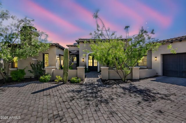 12016 N SUNSET VISTA Drive, Fountain Hills, AZ 85268