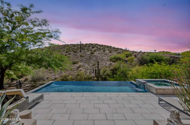 12016 N SUNSET VISTA Drive, Fountain Hills, AZ 85268