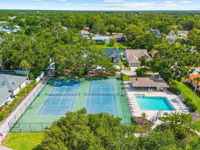 8240 CYPRESS LAKE DRIVE, Sarasota, FL 34243