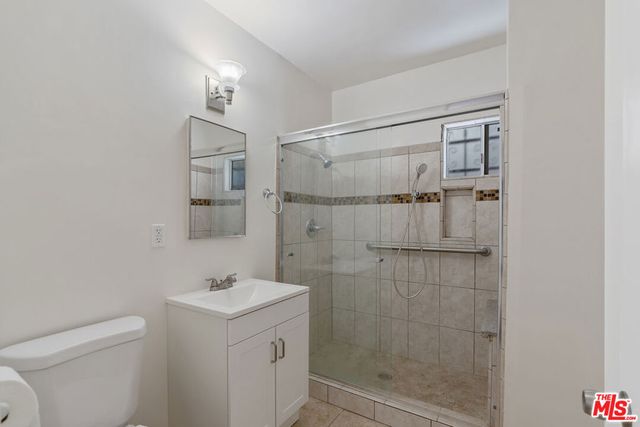 945 N Ditman Avenue, Los Angeles, CA 90063