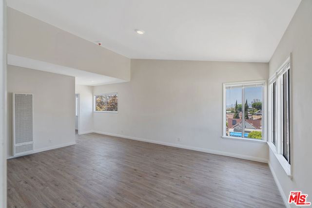 945 N Ditman Avenue, Los Angeles, CA 90063