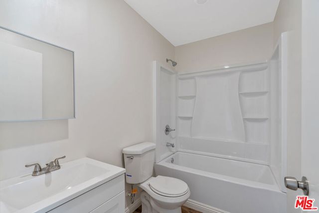 945 N Ditman Avenue, Los Angeles, CA 90063