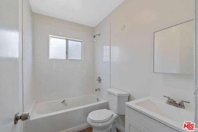 945 N Ditman Avenue, Los Angeles, CA 90063