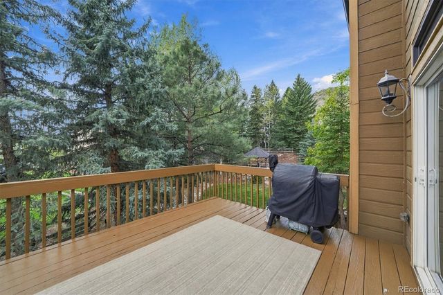 10 Antler Court, Littleton, CO 80127