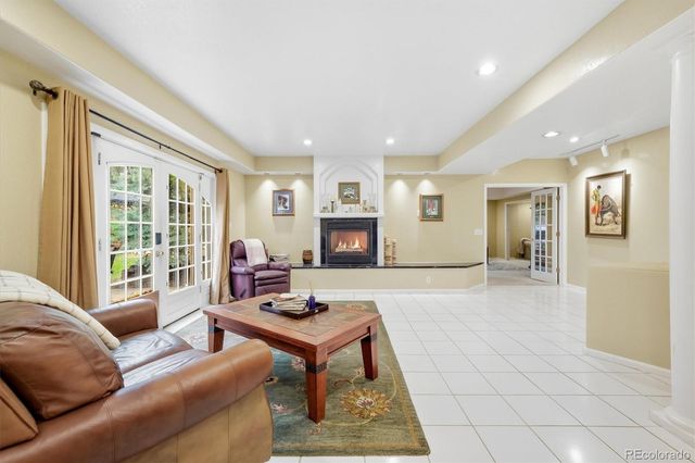 10 Antler Court, Littleton, CO 80127