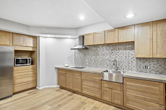 10 Antler Court, Littleton, CO 80127