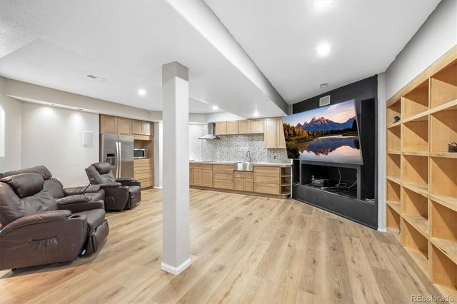 10 Antler Court, Littleton, CO 80127