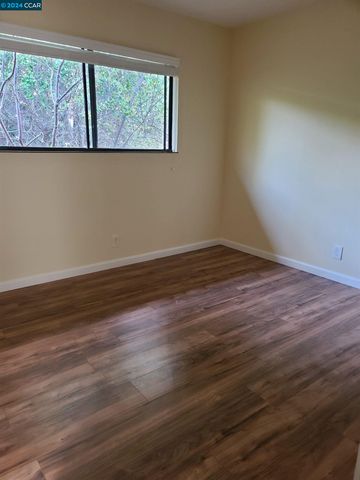 124 Benson, Vallejo, CA 94590