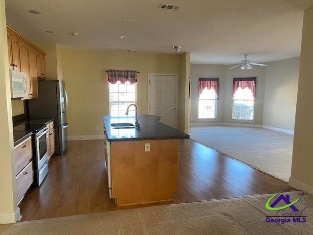 375 spyglass Hill Drive, Perry, GA 31069