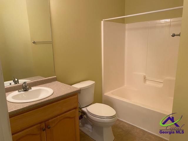 375 spyglass Hill Drive, Perry, GA 31069