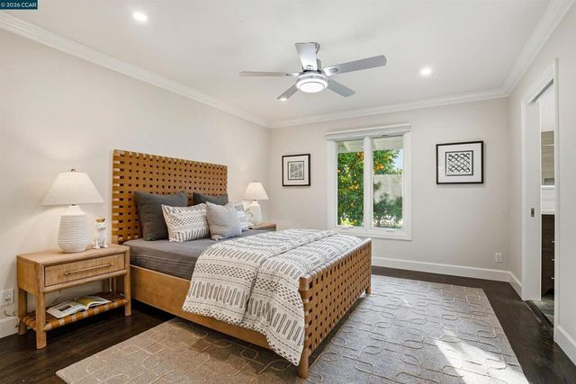 1 Green Acres Ct, Lafayette, CA 94549