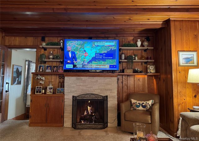 680 Vassar Road, Poughkeepsie, NY 12603