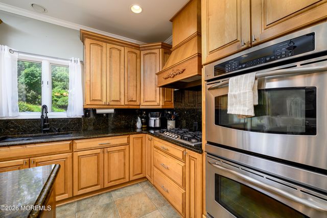 4 Henry Court, Millstone, NJ 08535