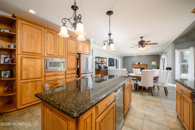 4 Henry Court, Millstone, NJ 08535
