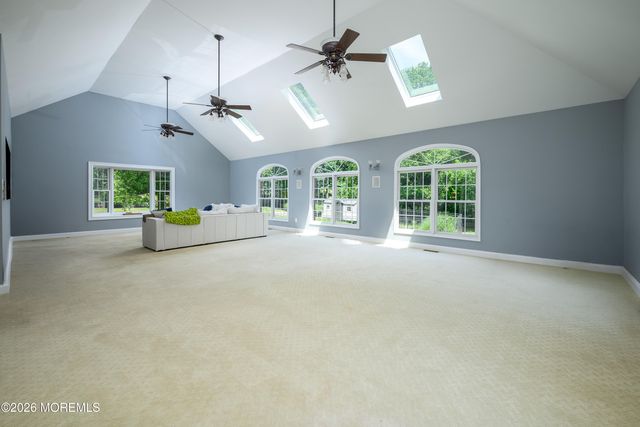 4 Henry Court, Millstone, NJ 08535