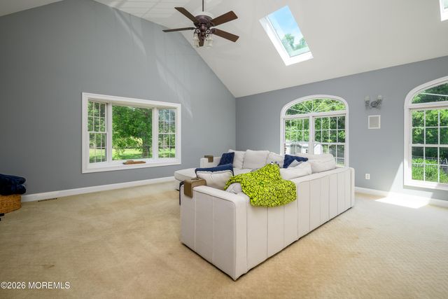 4 Henry Court, Millstone, NJ 08535