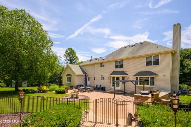 4 Henry Court, Millstone, NJ 08535