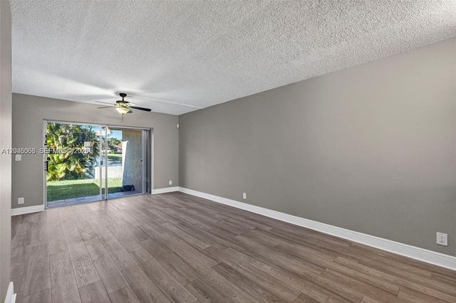 908 Twin Lakes Drive 8C, Coral Springs, FL 33071