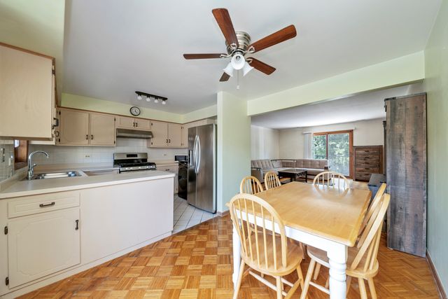 3207 N Pontiac Avenue 2S, Chicago, IL 60634