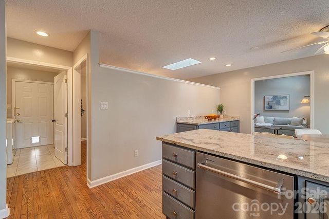 70 Forest Lake Drive, Asheville, NC 28803