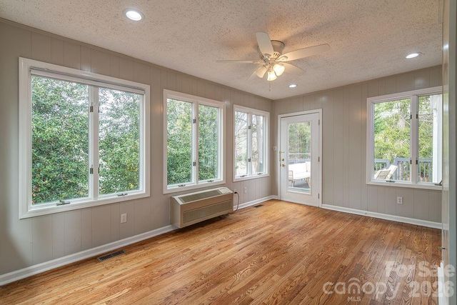 70 Forest Lake Drive, Asheville, NC 28803