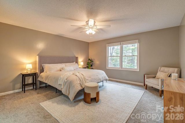 70 Forest Lake Drive, Asheville, NC 28803