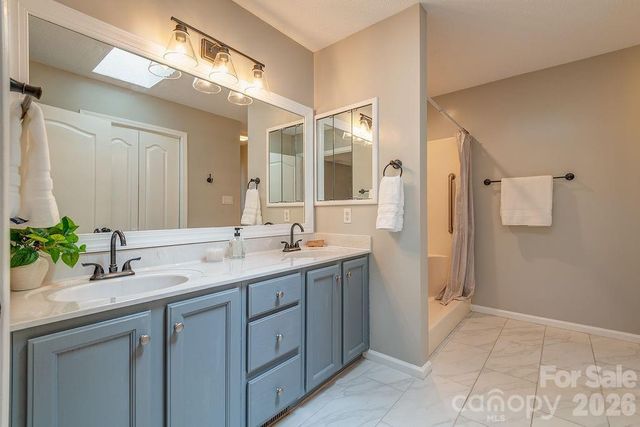 70 Forest Lake Drive, Asheville, NC 28803