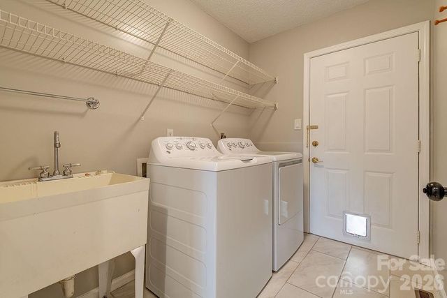 70 Forest Lake Drive, Asheville, NC 28803