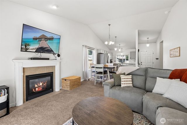 19204 206th Street E, Orting, WA 98360