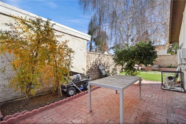 25236 Via Sistine, Valencia, CA 91355