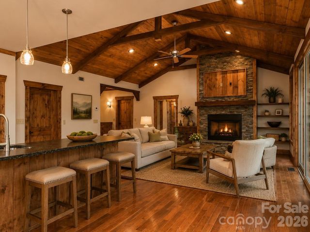 84 Gracie Lane, Weaverville, NC 28787