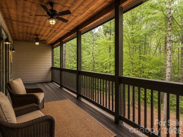 84 Gracie Lane, Weaverville, NC 28787