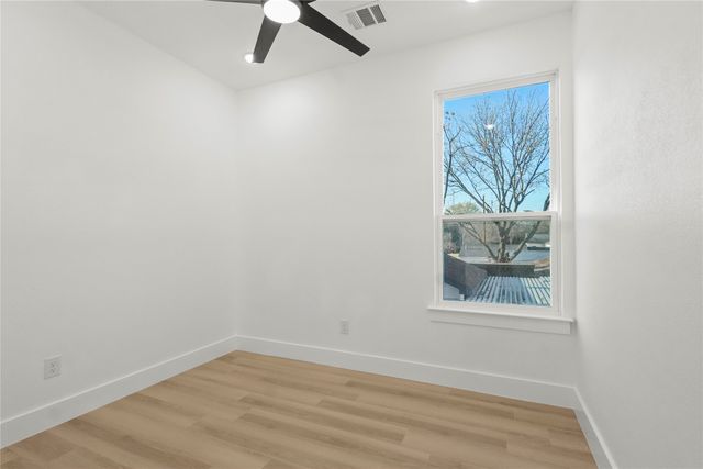 5115 Wynell Street, Dallas, TX 75241