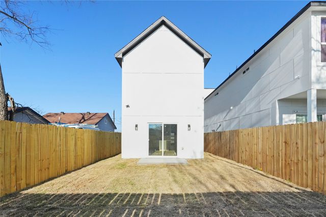 5115 Wynell Street, Dallas, TX 75241