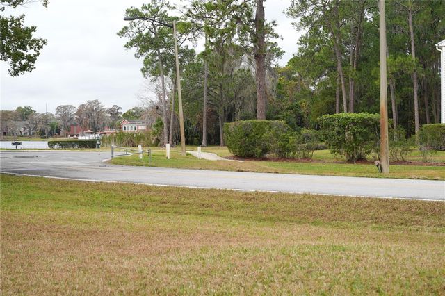 3276 CANDLE RIDGE COURT 202, Orlando, FL 32822