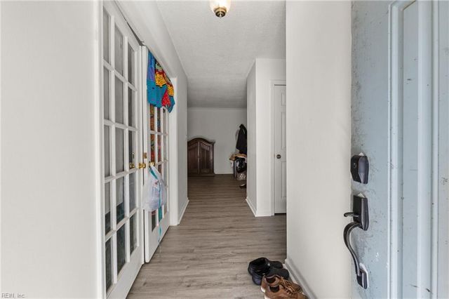 5403 Jonquil LN, Gloucester, VA 23061