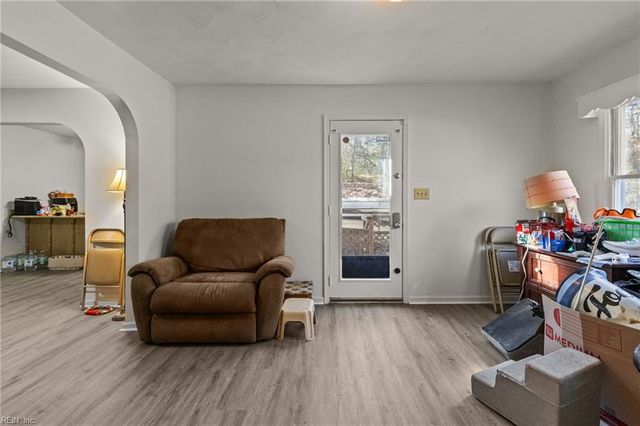 5403 Jonquil LN, Gloucester, VA 23061