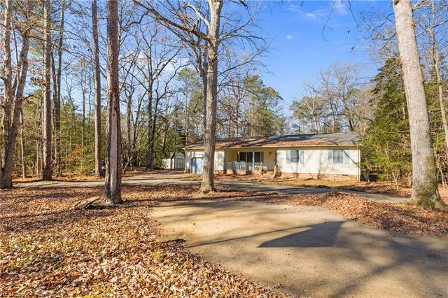 5403 Jonquil LN, Gloucester, VA 23061