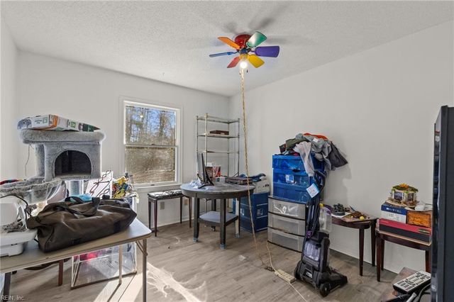 5403 Jonquil LN, Gloucester, VA 23061