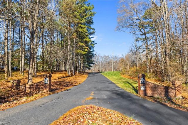 5403 Jonquil LN, Gloucester, VA 23061