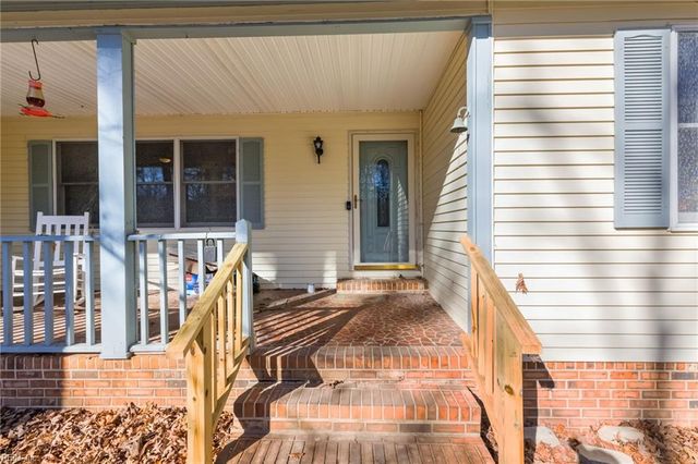 5403 Jonquil LN, Gloucester, VA 23061