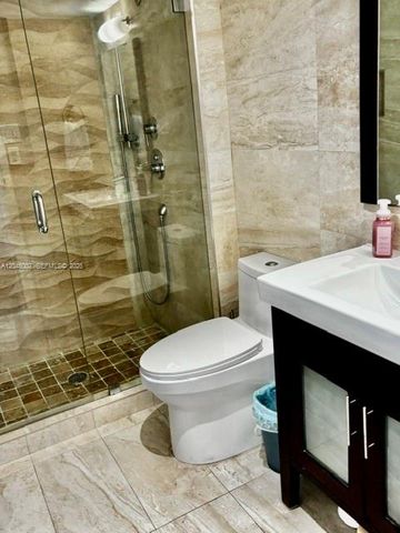 100 Bayview Drive 2124, Sunny Isles Beach, FL 33160