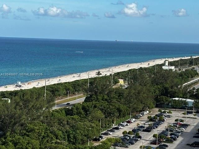 100 Bayview Drive 2124, Sunny Isles Beach, FL 33160