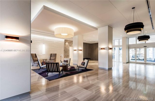 100 Bayview Drive 2124, Sunny Isles Beach, FL 33160