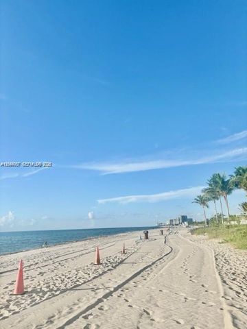 100 Bayview Drive 2124, Sunny Isles Beach, FL 33160