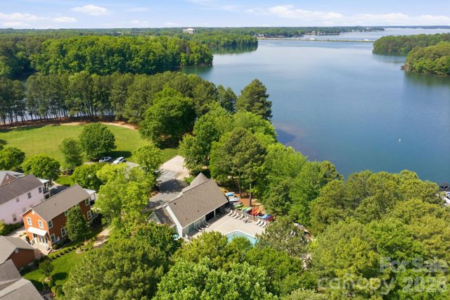 191 Lilac Mist Loop, Mooresville, NC 28115